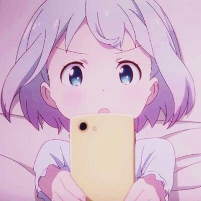 野生母狼怀孕后主动到保护站待产